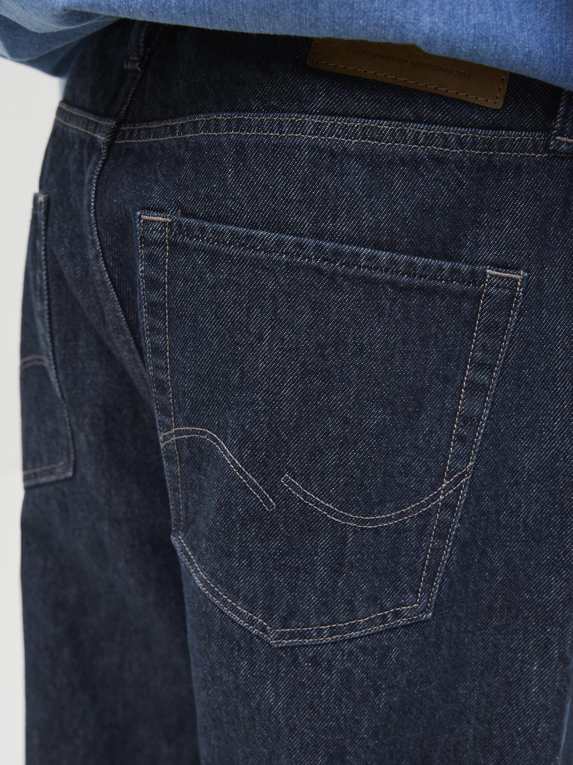 model_shot-detail
